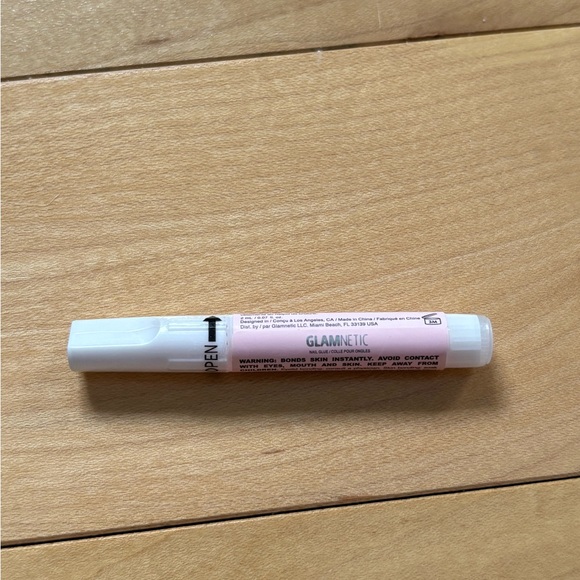 Glamnetic Other - Glamnetic Mini Nail Glue